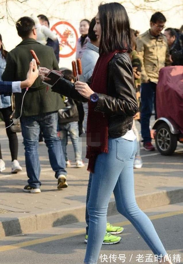 长发 气质女神长发飘飘,时尚紧身牛仔裤,穿出好身材