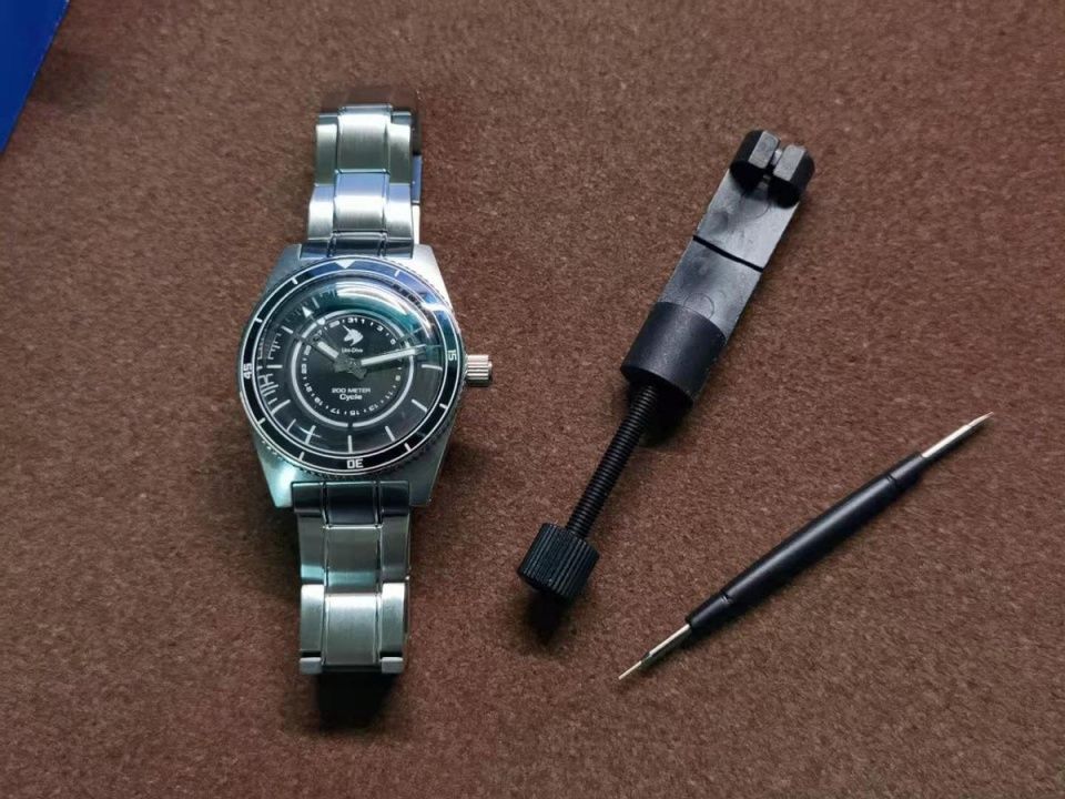 腕间的独角兽把玩那属于时光和你我的记忆PROXIMA