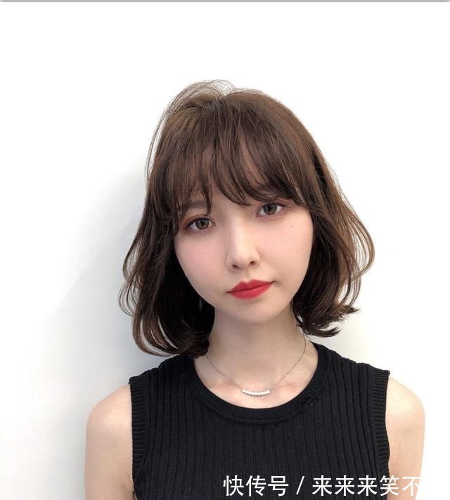 锁骨 “最女神”发型27款,无论直卷都很美,爱美女性都喜欢!