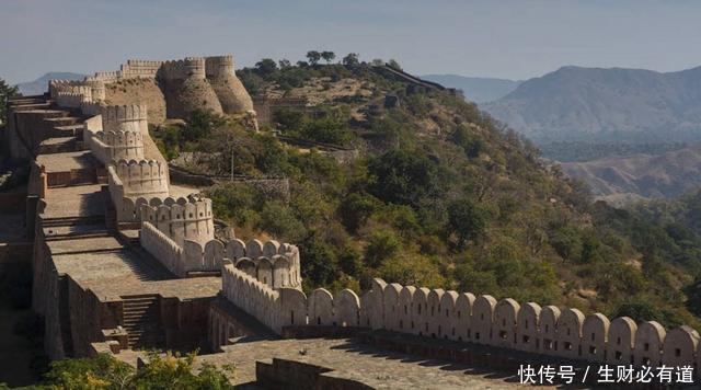 中年|印度人模仿中国修长城,号称是世界第二长城,网友一看都笑了