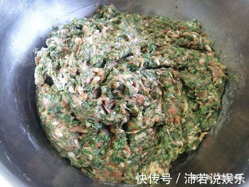 春季特有菜,不做饺子太可惜,香润多汁还不油,1周5顿吃不够