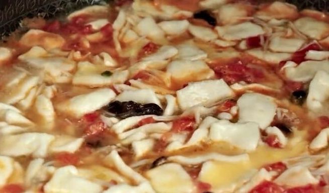 面条|秋天，面条饺子靠边站，给家人做它吃，美味又筋道，做一锅不够吃