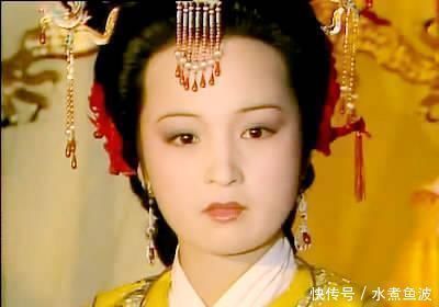 贾宝玉$作者安排贾元春在夜里省亲,是啥意思难道她是鬼