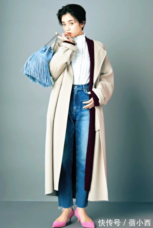 宽松|被日杂博主圈粉,今年冬天裤子流行“穿宽不穿紧”,腿粗的有救了