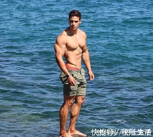 训练法|如何把自己手臂训练得更粗?4个训练技巧,让手臂得到全面充血