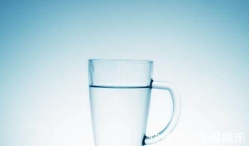 早上起床|医生:最便宜的“长寿药”就是喝水!但要知道2个时间不能喝