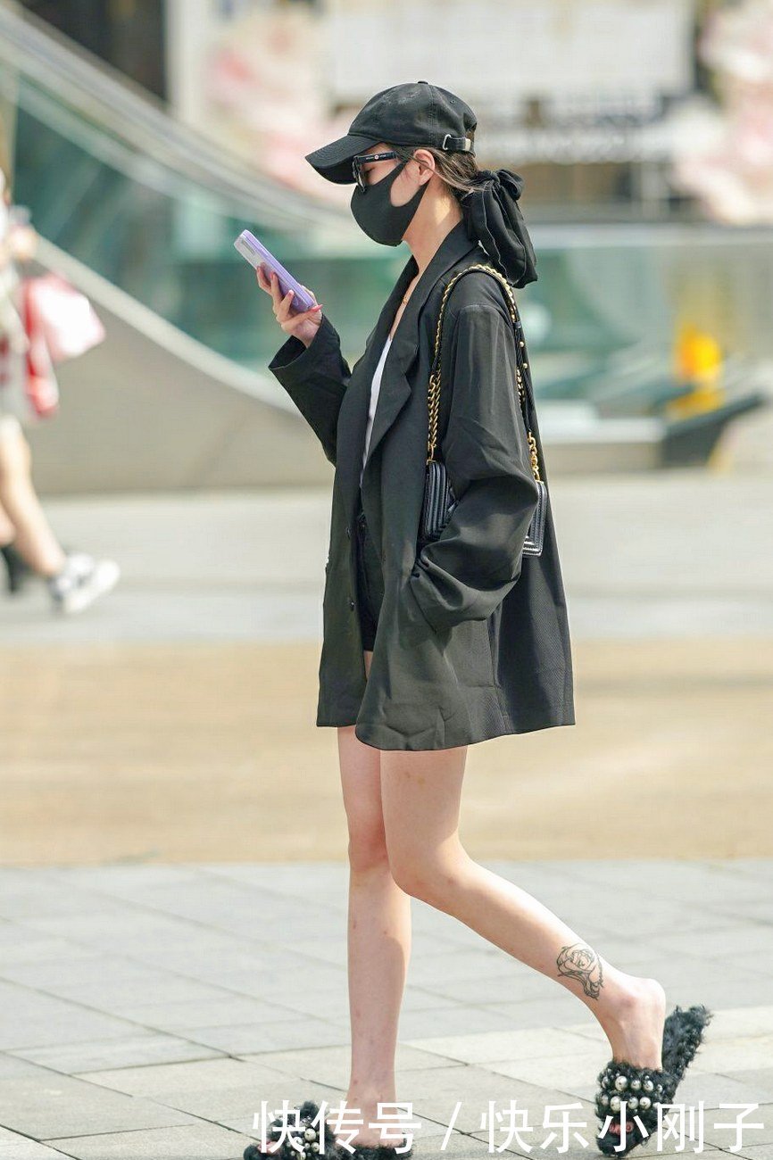 一件西服外套帅气全开!简单一搭就十分高级,小仙女学习到了吗