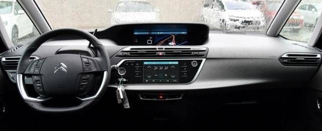 你见过反人类设计的汽车设计吗网友设计师喝醉了