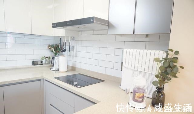 衣帽间|她一家3口，住110㎡客厅坚持不买沙发，2个衣帽间！太舒服了！