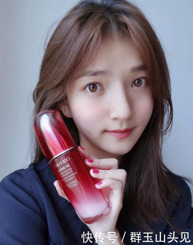 40岁以上用精华,就别考虑这几款了,风刮的大却不抗老,关键还贵