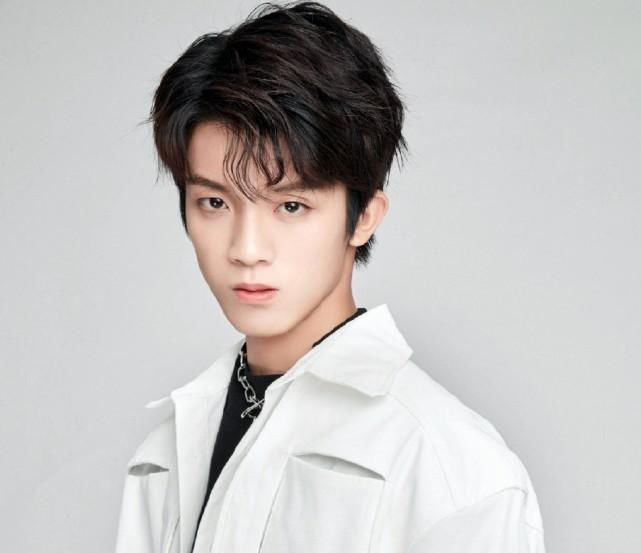 未播先火|未播先火?《创4》选手因报名表出圈,看到长相后网友表示打扰了