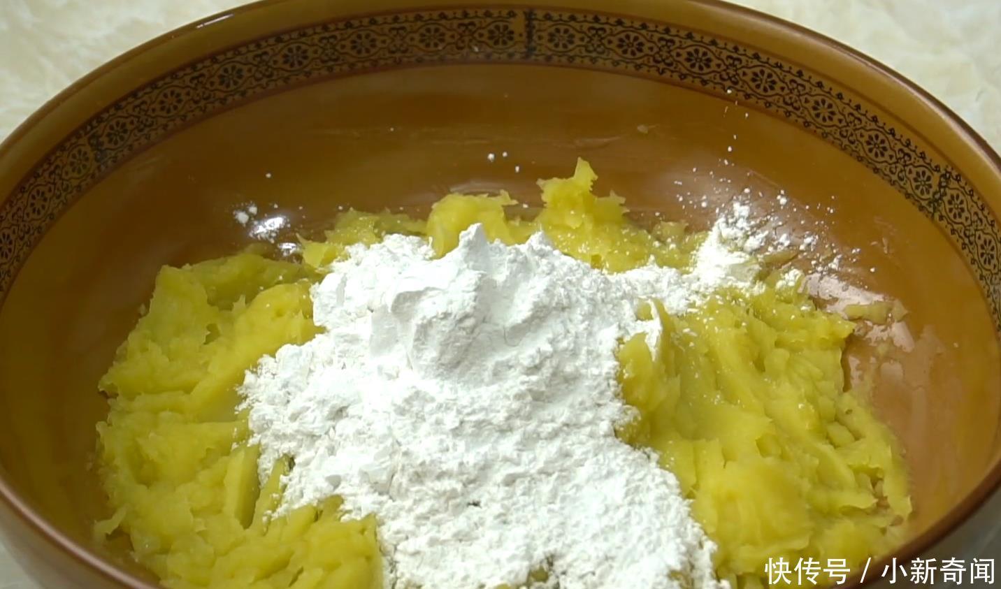 营养|孩子三天两头就馋这盘丸子，不加水不放油，软糯香甜，营养又健康