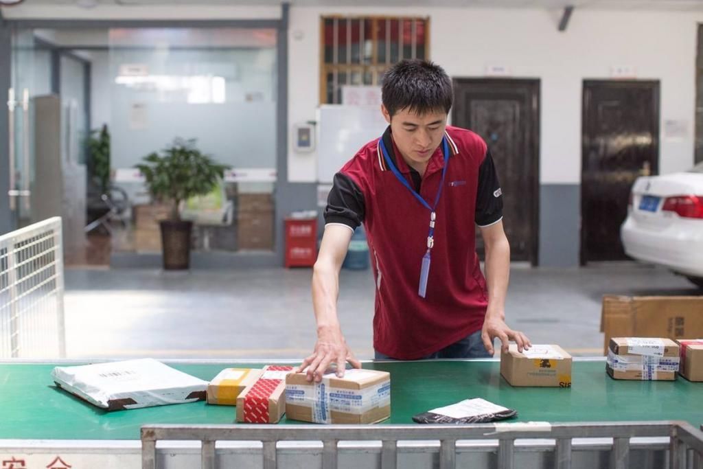 顺丰|快递行业巨头的更迭：曾占市场60%差点收购顺丰，如今申诉率超20%