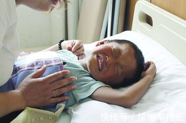 个子|4岁男童身高126cm,只因爷爷教的这个消食习惯,建议家长学习一下