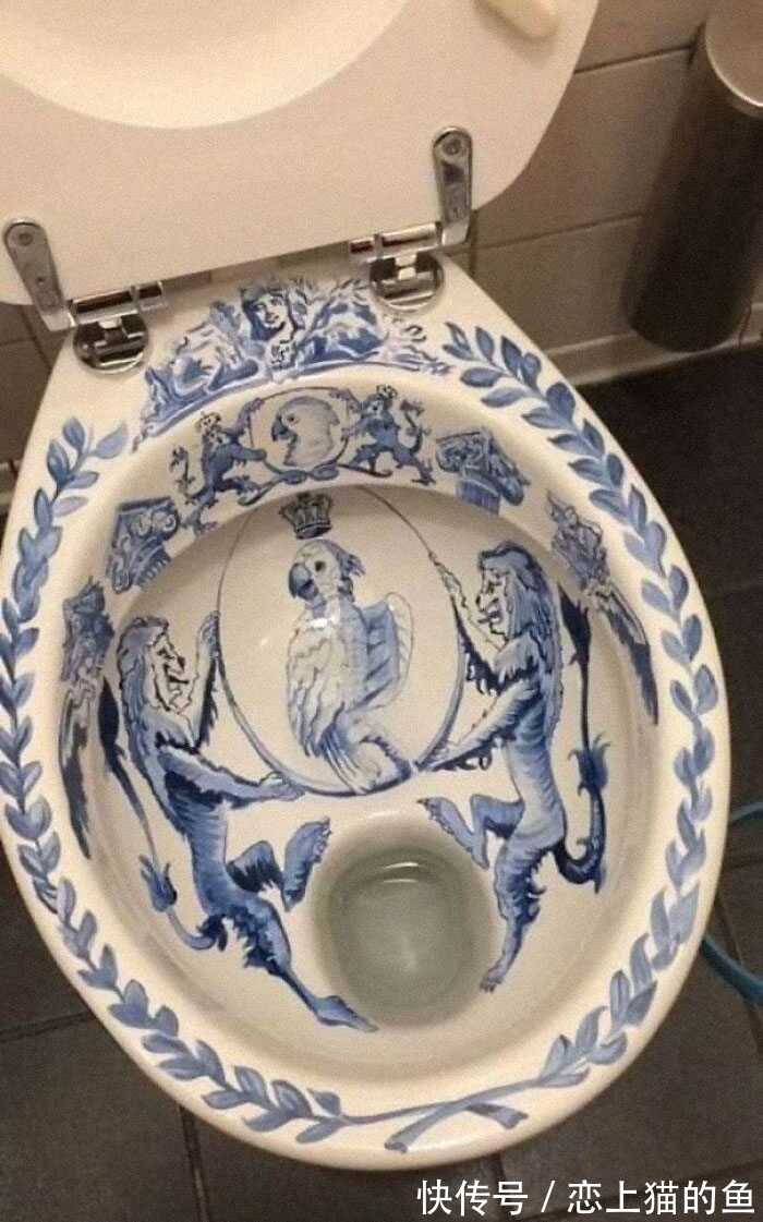 一双绣花鞋&35个国外的奇葩设计,用上万支烟做成地毯,网友:是艺术还是浪费