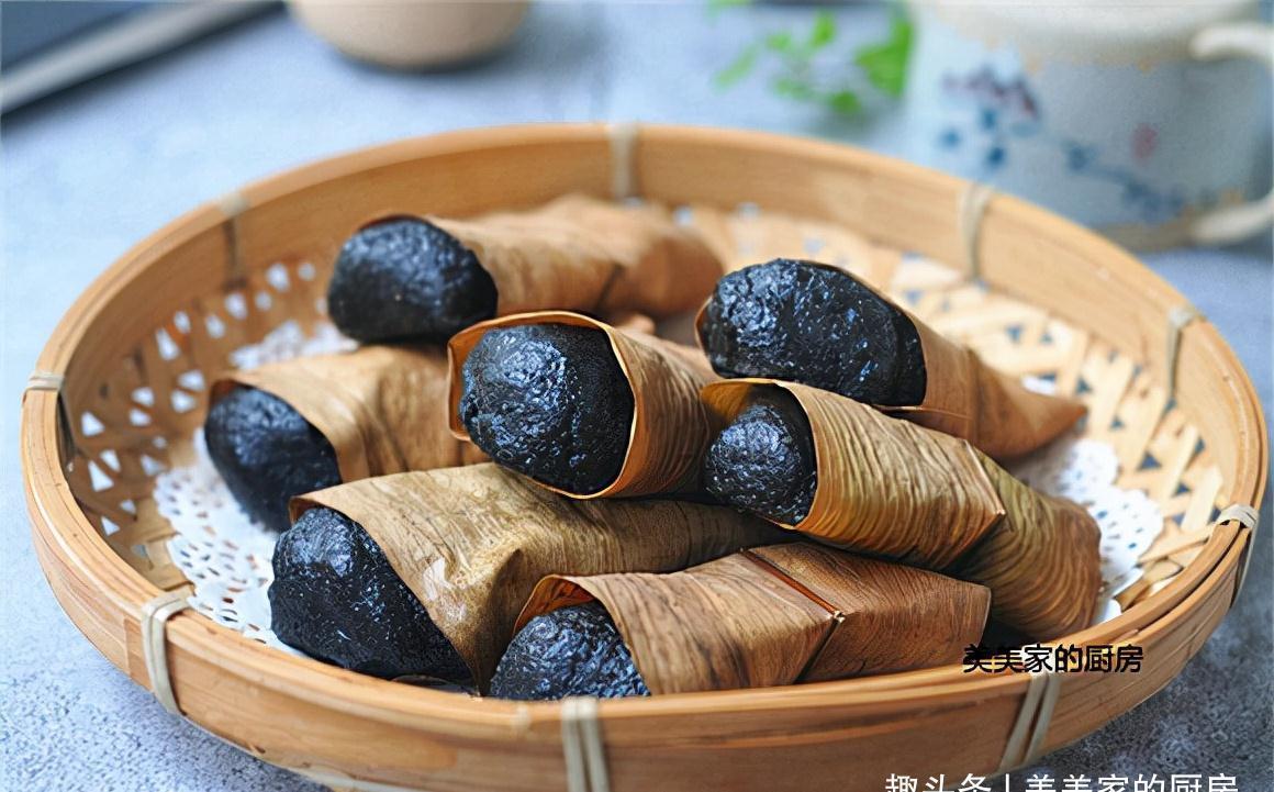 早餐饼|春吃韭菜，秋天该吃此物，做成早餐饼，软软糯糯香喷喷，娃最爱！