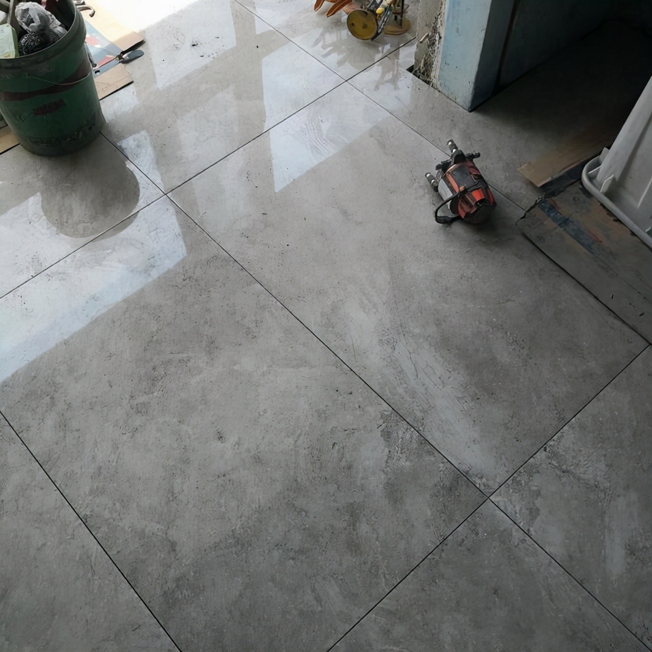 单块|装修时，家里用这种瓷砖，你觉得很“高级”！其实朋友觉得你很土