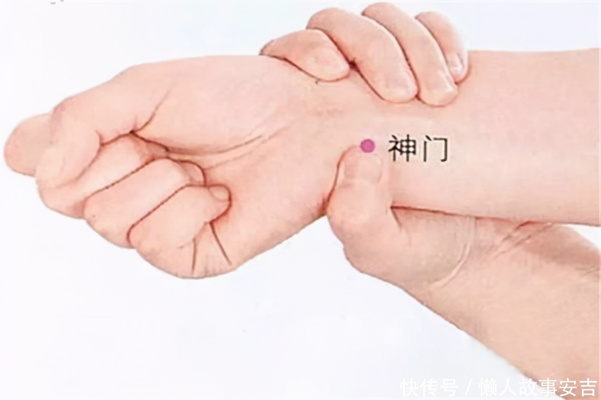 症状|30岁张女士晚上睡不着，凌晨还总是突然醒来！失眠3种症状