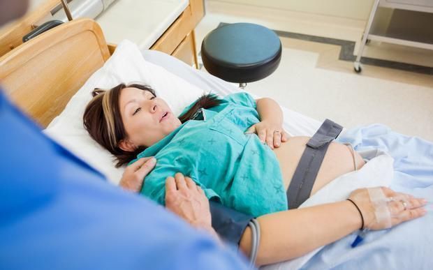 进产房前|进产房前,孕妈提前准备好这十件事,能帮助缓解紧张和避免尴尬