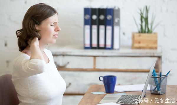 枕头|颈椎病：有没有合适的自我疗法？还真有4种，选择合适的