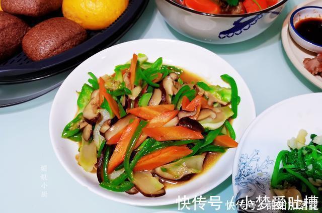 晚餐|和朋友去郊区看完农家院，回我家做了简单快手晚餐，大家吃得舒心