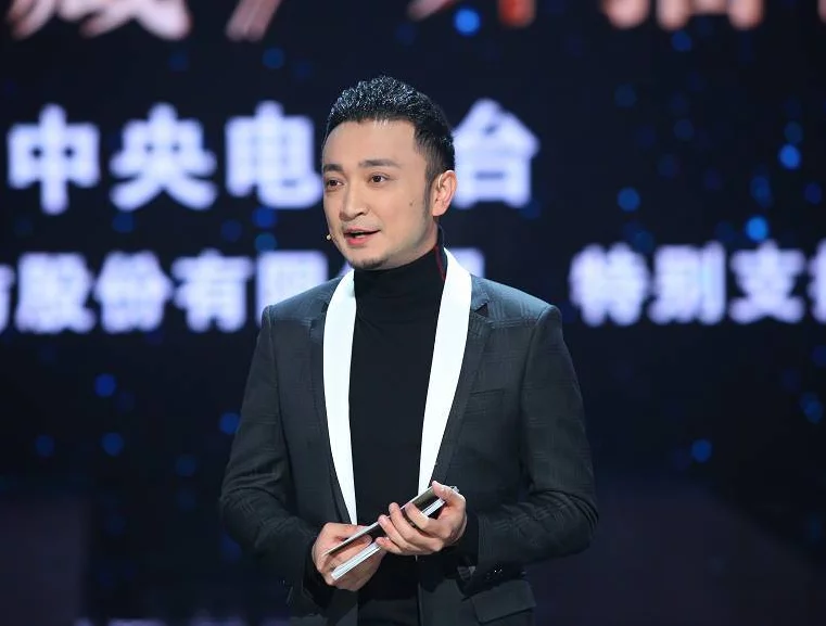 央视元宵晚会主持人公开,康辉李梓萌将回归! 央视元宵晚会主持人公开,康辉李梓萌将回归!