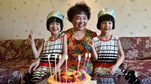 母亲|“你生的我养，我生的谁养！”女儿怒怼母亲生二胎，网友：说得好