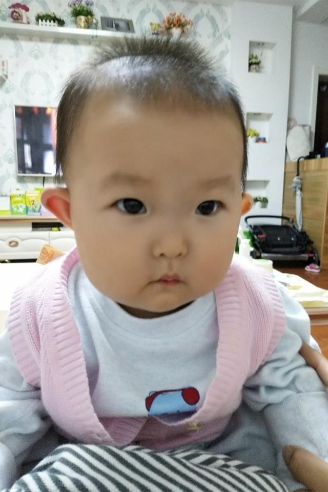 小宝宝|娃的睡姿不当会影响耳朵发育,导致“招风耳”3个问题一次说清