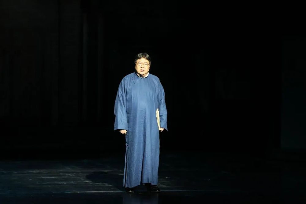  星光|今晚的大钻石星光熠熠，话剧《四世同堂》每一位演员都有惊喜！