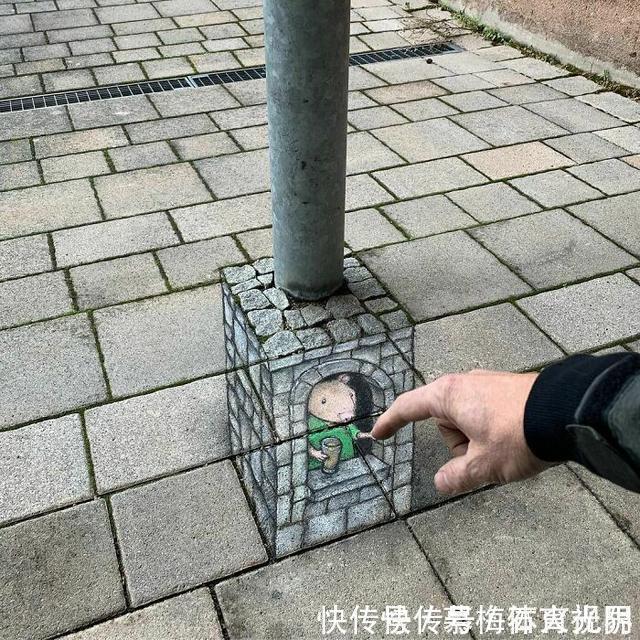 密歇根州!他用粉笔在街边“乱涂乱画”,吸引了百万粉丝,网友:能多来点吗