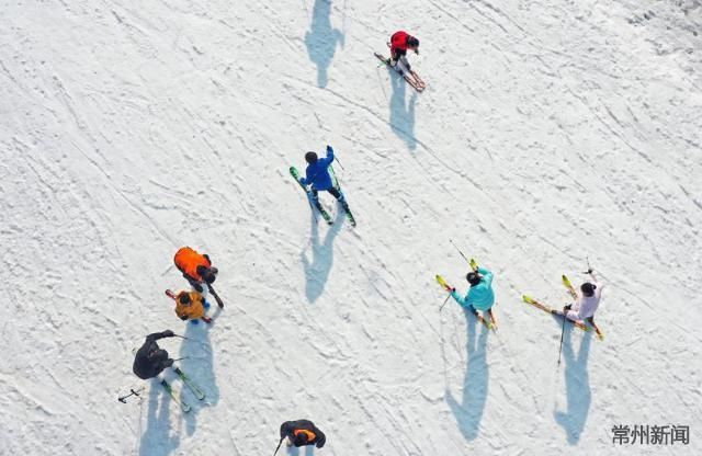 冰雪运动|江苏常州：市民假期乐享冰雪运动迎冬奥