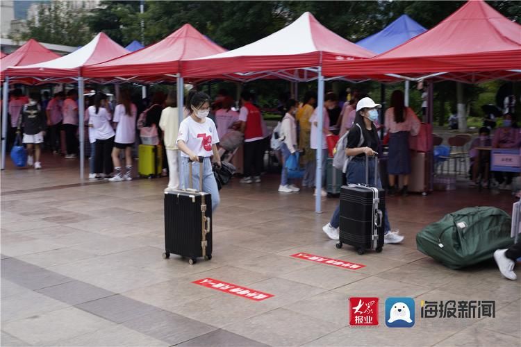 学院|不等风，只能你！青岛科技大学2021级省内新生今天报到