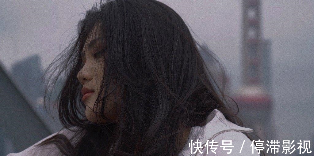 父母|《中國好聲音》凡清，天生煙嗓又是創(chuàng)作才女，父母都很低調(diào)