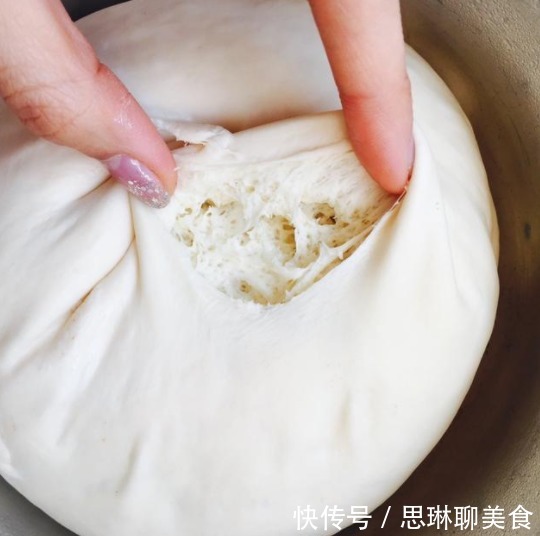 包子|做水煎包,用面粉水还是淀粉水水用错了,包子难吃发硬,没冰花