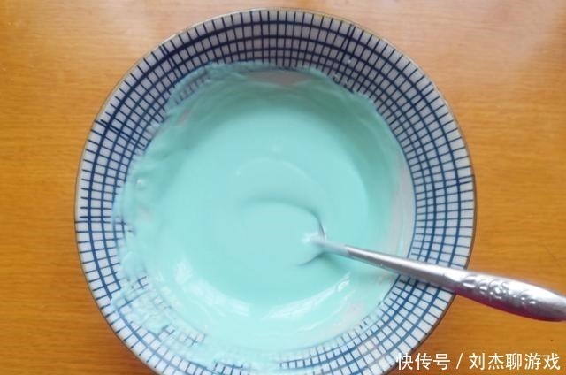 教你在家做出高颜值的爆米花，一口锅就能搞定，好看好吃零难度