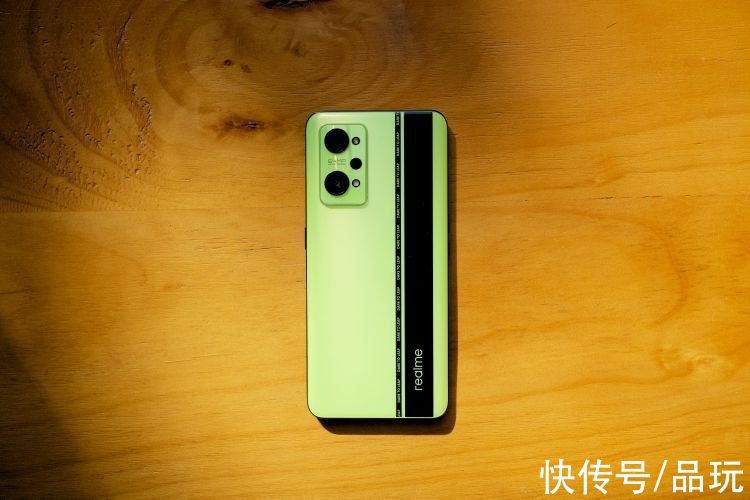 游戏|realme 真我GT Neo2上手：realme的全天候游戏掌机来了