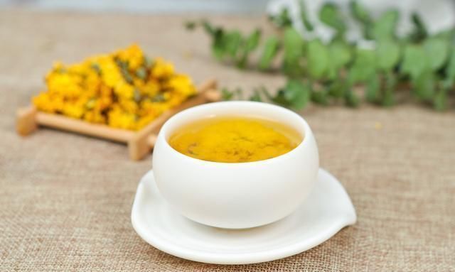 木耳|不是洋葱和木耳，“溶栓高手”是它，每天泡水喝，血栓悄悄不见了