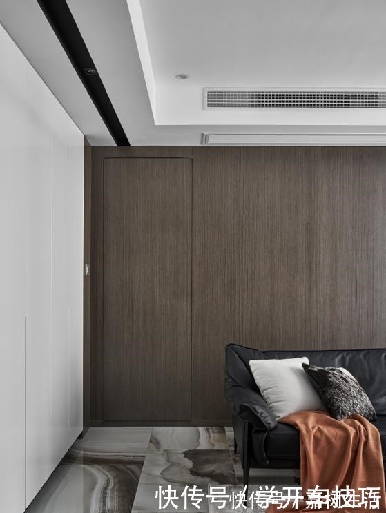 视觉效果|这是我见过最新潮的家,悬空电视墙,沙发墙、走廊极致利用,聪明!