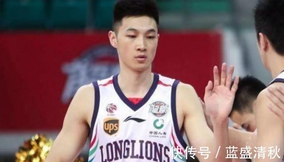雅尼斯|严惩翟晓川,2.5秒撞飞朱旭航+二次挑衅,慢镜头一幕让人心都凉了!