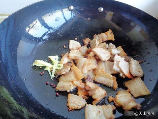 我家周末三餐，小炒肉配粗粮，营养美味贴秋膘，健康过秋天