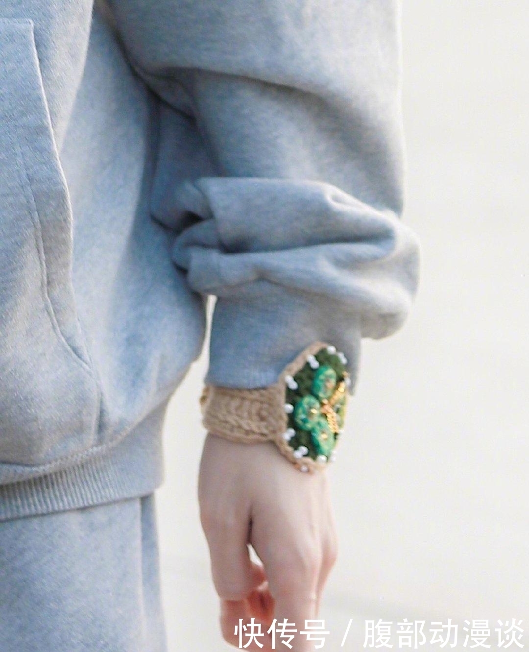 王源参加新节目录制,粉丝反应热烈,拿一句话“逼疯”王源