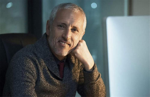 谨记|血压高的人，谨记这“2点”，保护血管预防并发症，身体更健康