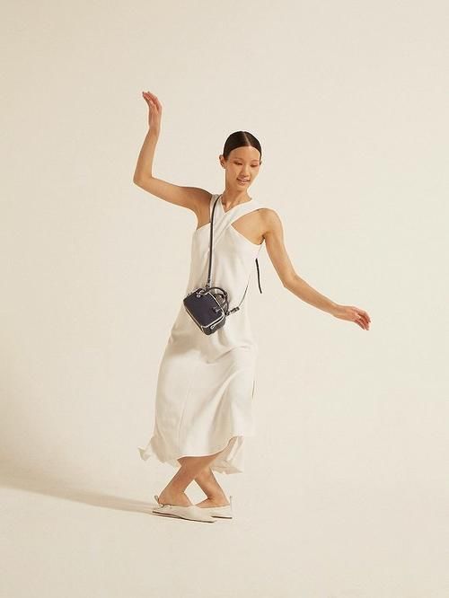 彩妆|Girlcult×芝麻街联名彩妆怪诞又有趣，Delvaux Cool Box迷你版轻巧可爱丨是日美好事物