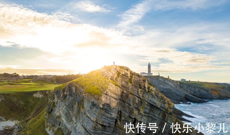 正直感|城府很深,为人却正直的星座,他们喜欢孤独,哪怕生活里没有朋友