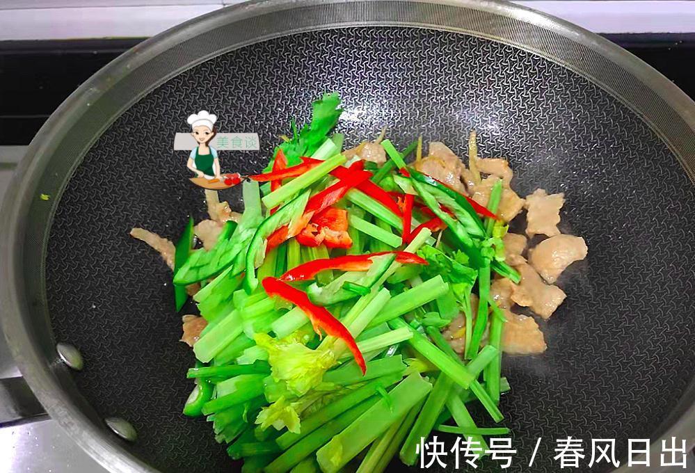 冬天|便秘最怕此菜,冬天干燥要多吃,给肠道洗洗澡,润肠通便预防便秘