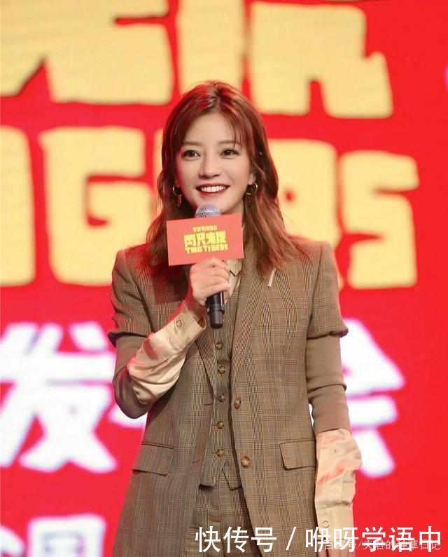 锁骨|黑长直已经过时了,今年流行这4种巨乖“卷发”,8成女生都适合