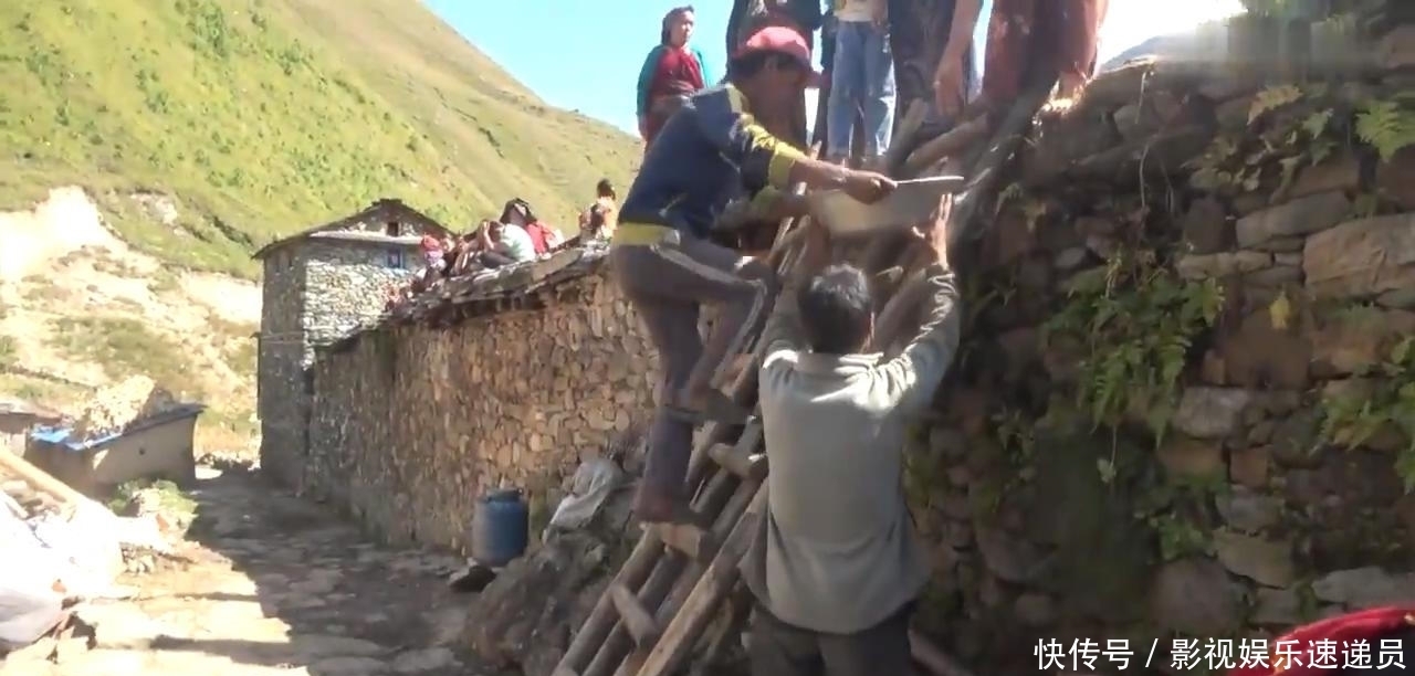 农村|尼泊尔农村大型酒席,场面壮观,只吃一个菜咖喱羊肉配米饭