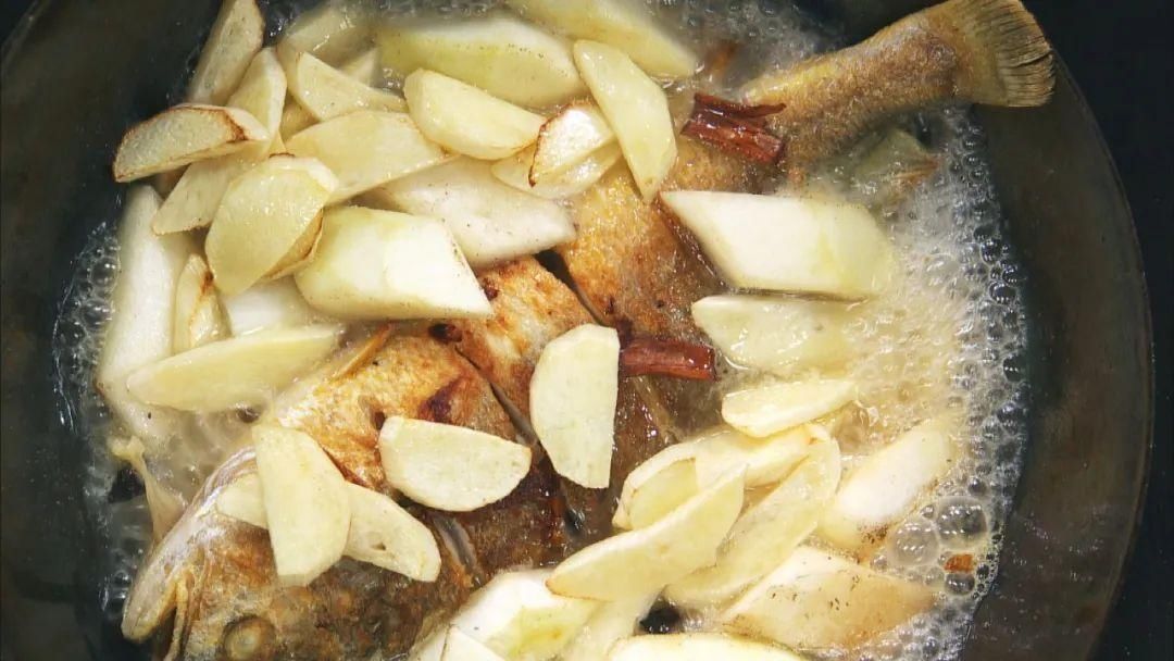 厨房|「养生厨房」今日菜谱《三白烧黄鱼》