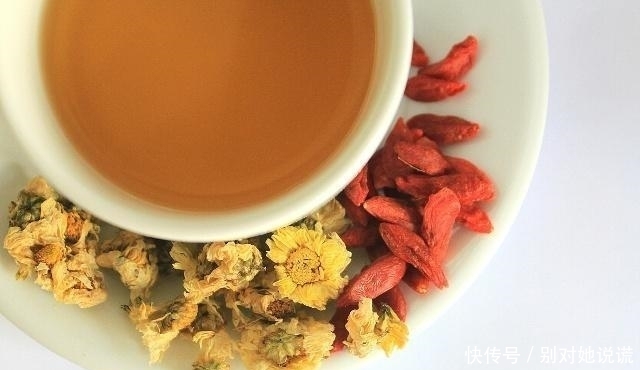 黄金|枸杞和“它”是黄金搭配,若能连喝7天,或许肾补满,肝也干净了