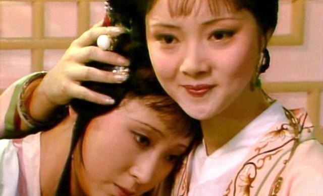 贾府!黛玉由刻薄到端庄,离不开这两个高人的指引,难怪贾母从不担心